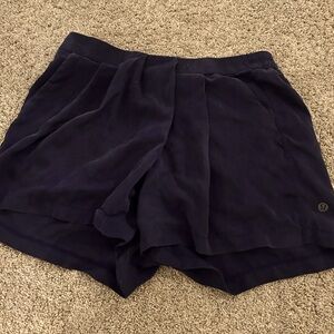 Lulu Lemon Flowy Dark Blue Shorts
